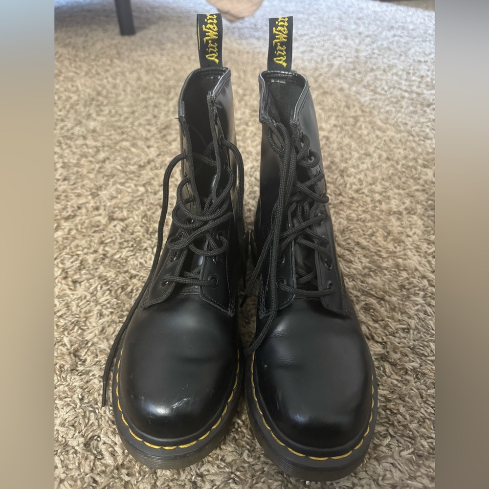 DR MARTEN 1460 WOMEN'S SMOOTH LEATHER LACE UP BOOTS SIZE 7